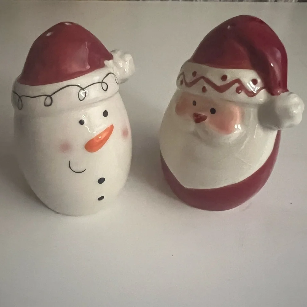 Transpac Christmas Snowman and Santa Claus Salt & Pepper Shakers New